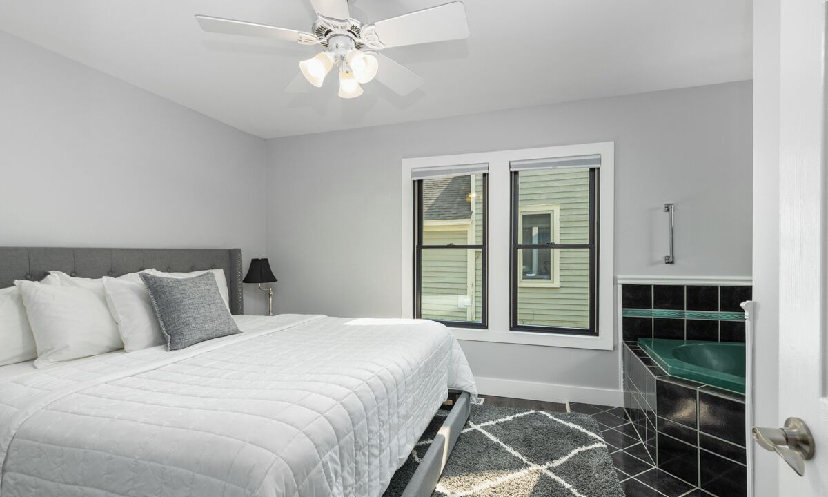 Photo of Bedroom in Saugatuck