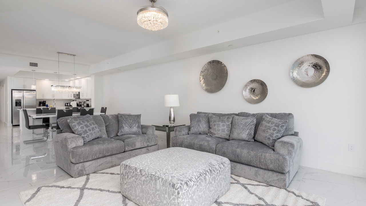 Photo of Livingroom in Island Estate