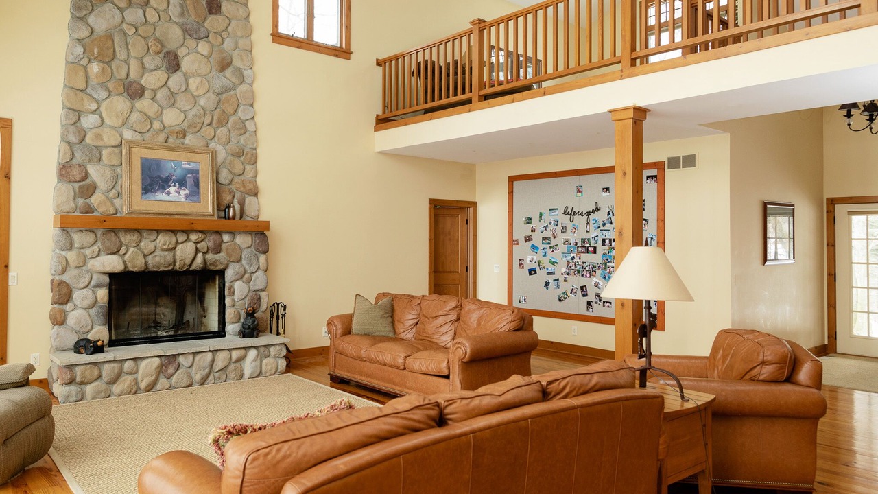 Photo of Livingroom in Mecosta