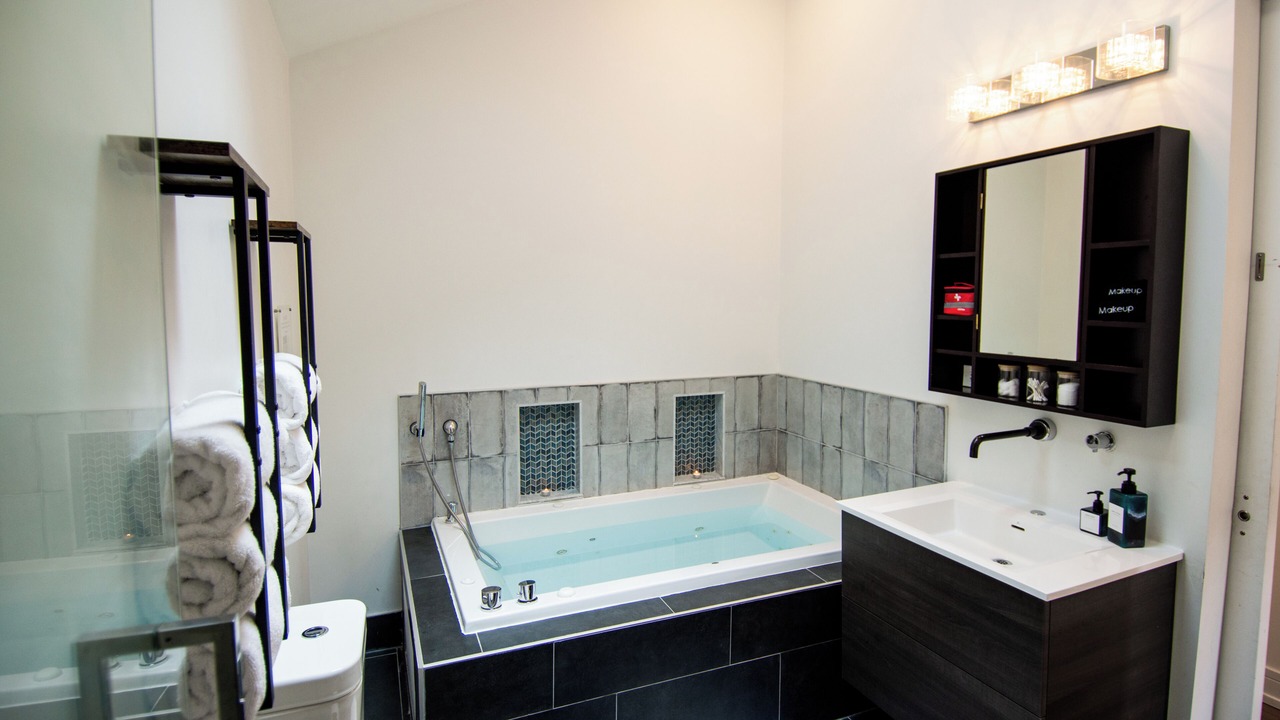 Photo of Bathroom in Pulaski Park