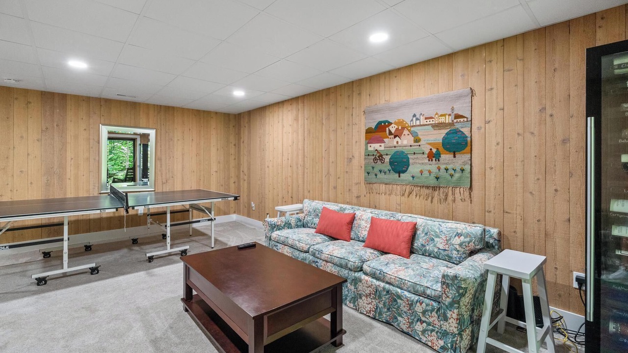 Photo of Livingroom in Harbor Springs