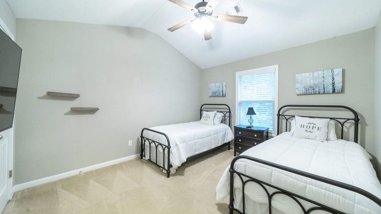 Photo of Bedroom in Opelika