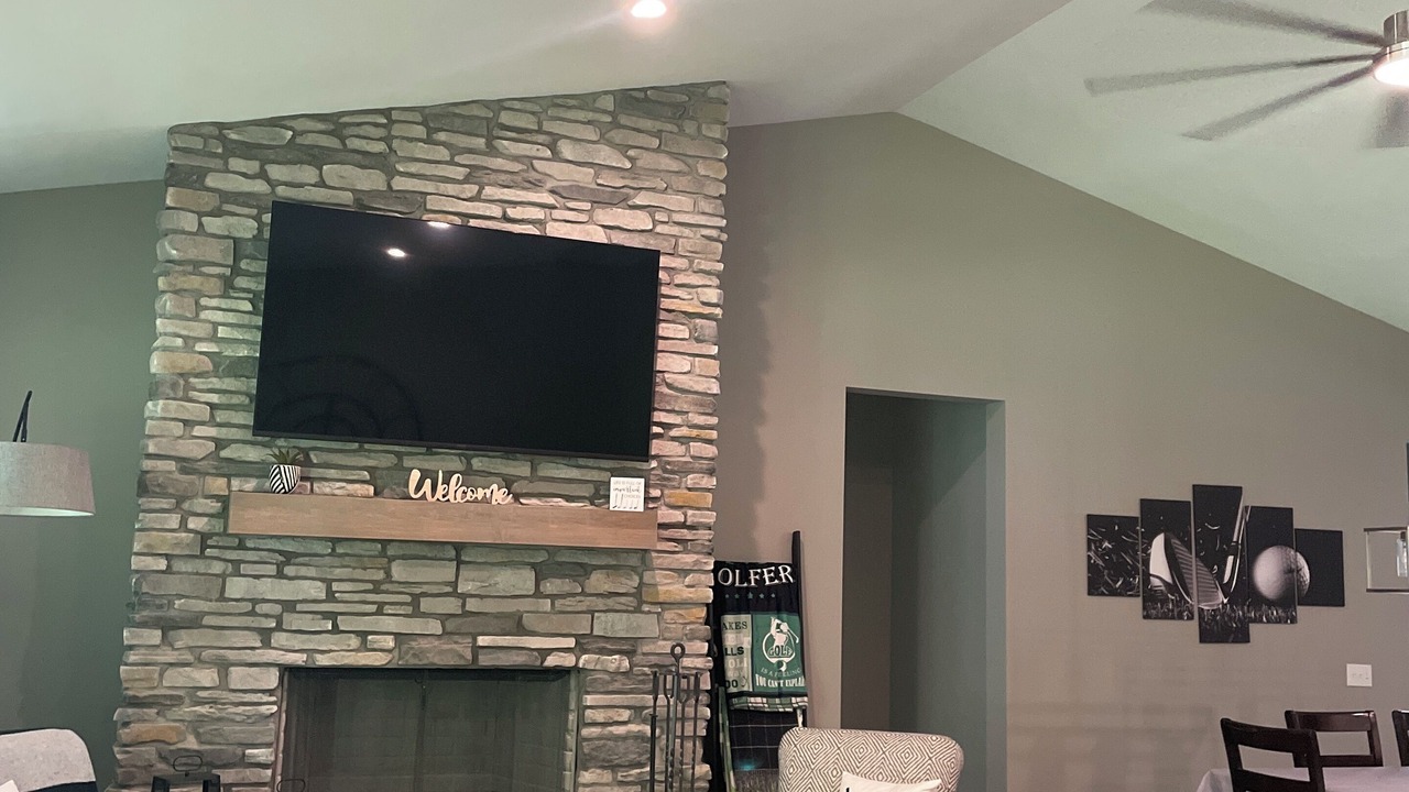 Photo of Livingroom in Thompsonville