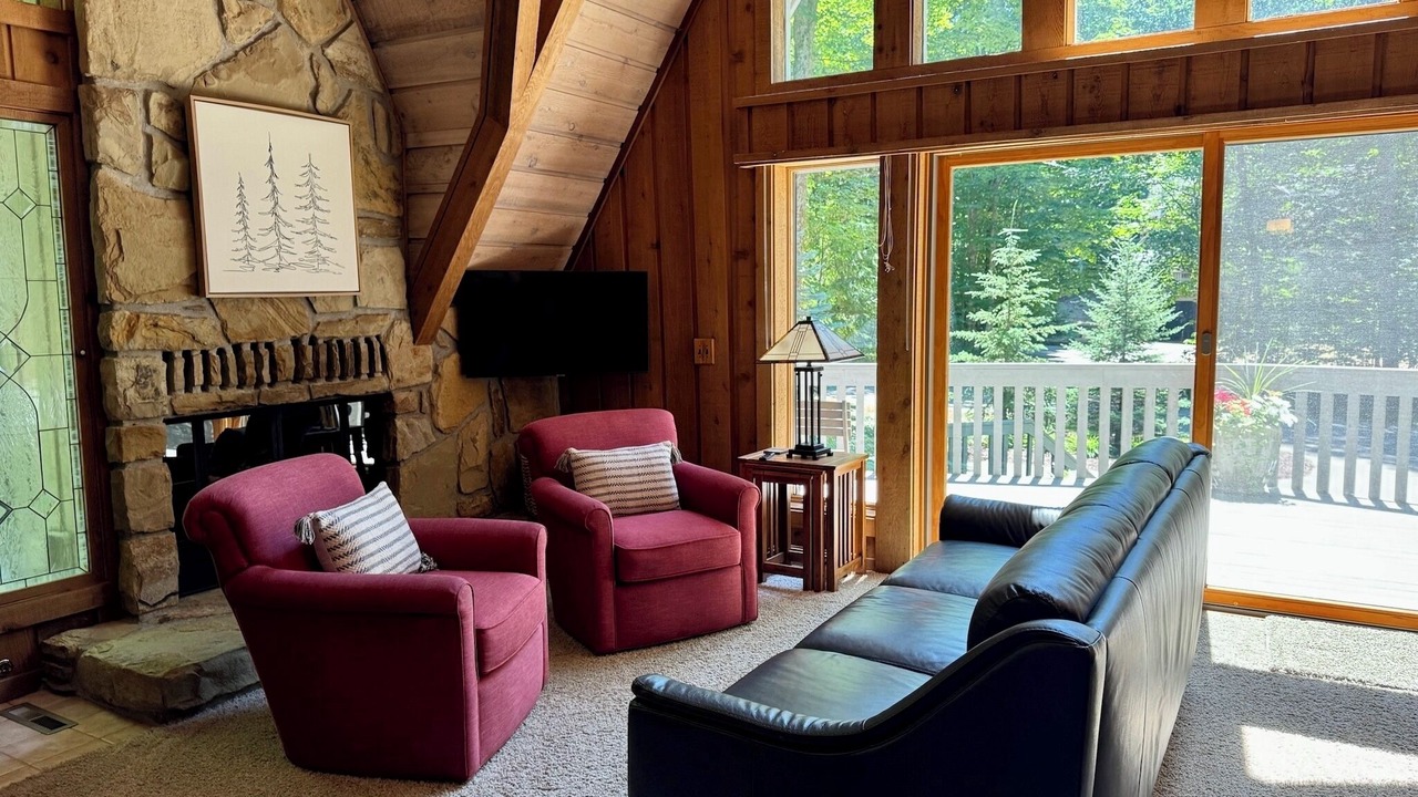 Photo of Livingroom in Harbor Springs
