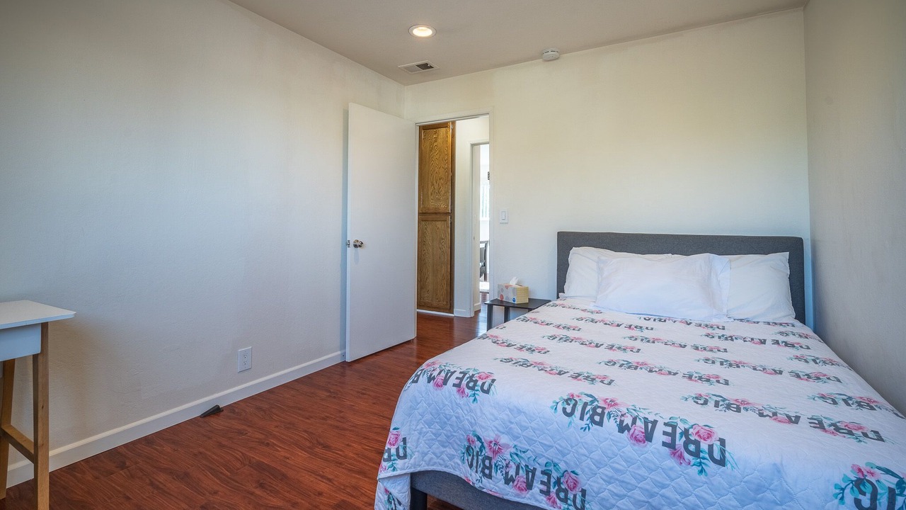 Photo of Bedroom in Campbell