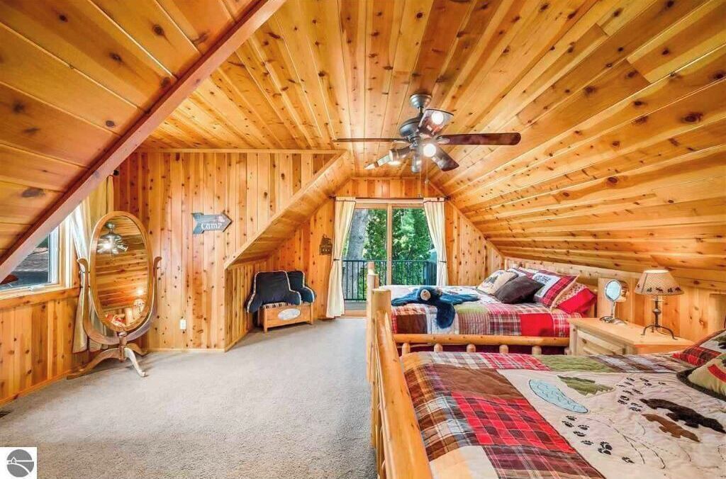 Photo of Bedroom in Grayling