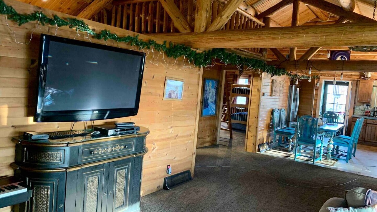 Photo of Livingroom in Branch