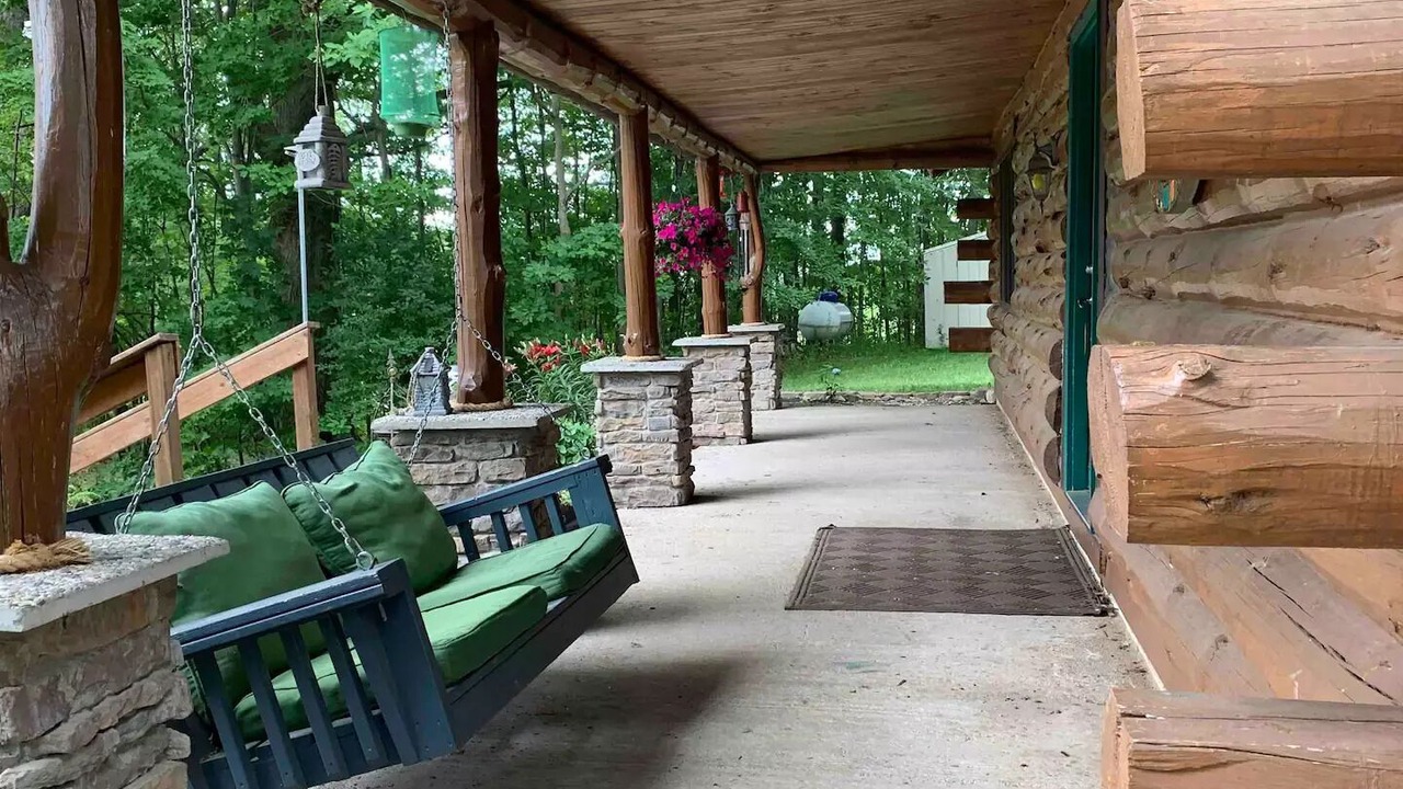 Photo of Patio Balcony in Branch