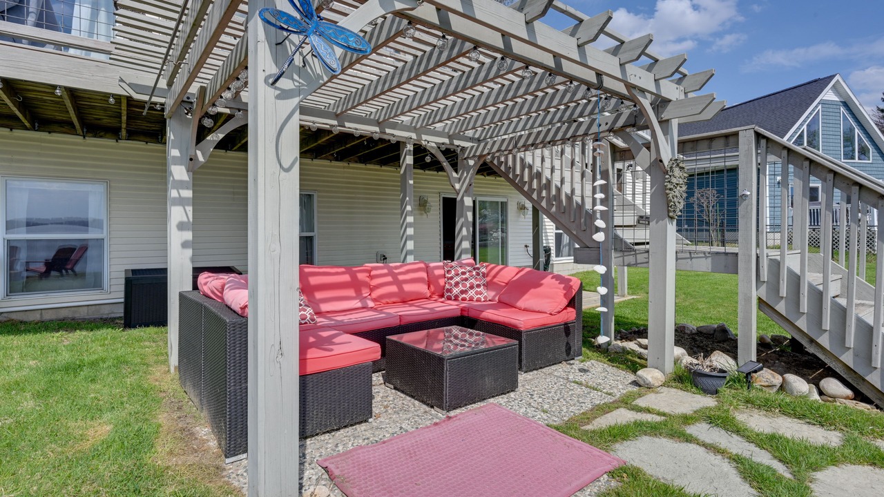 Photo of Patio Balcony in Michigan Center