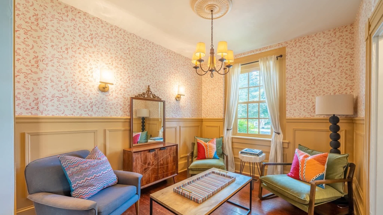 Photo of Livingroom in Kennett Square