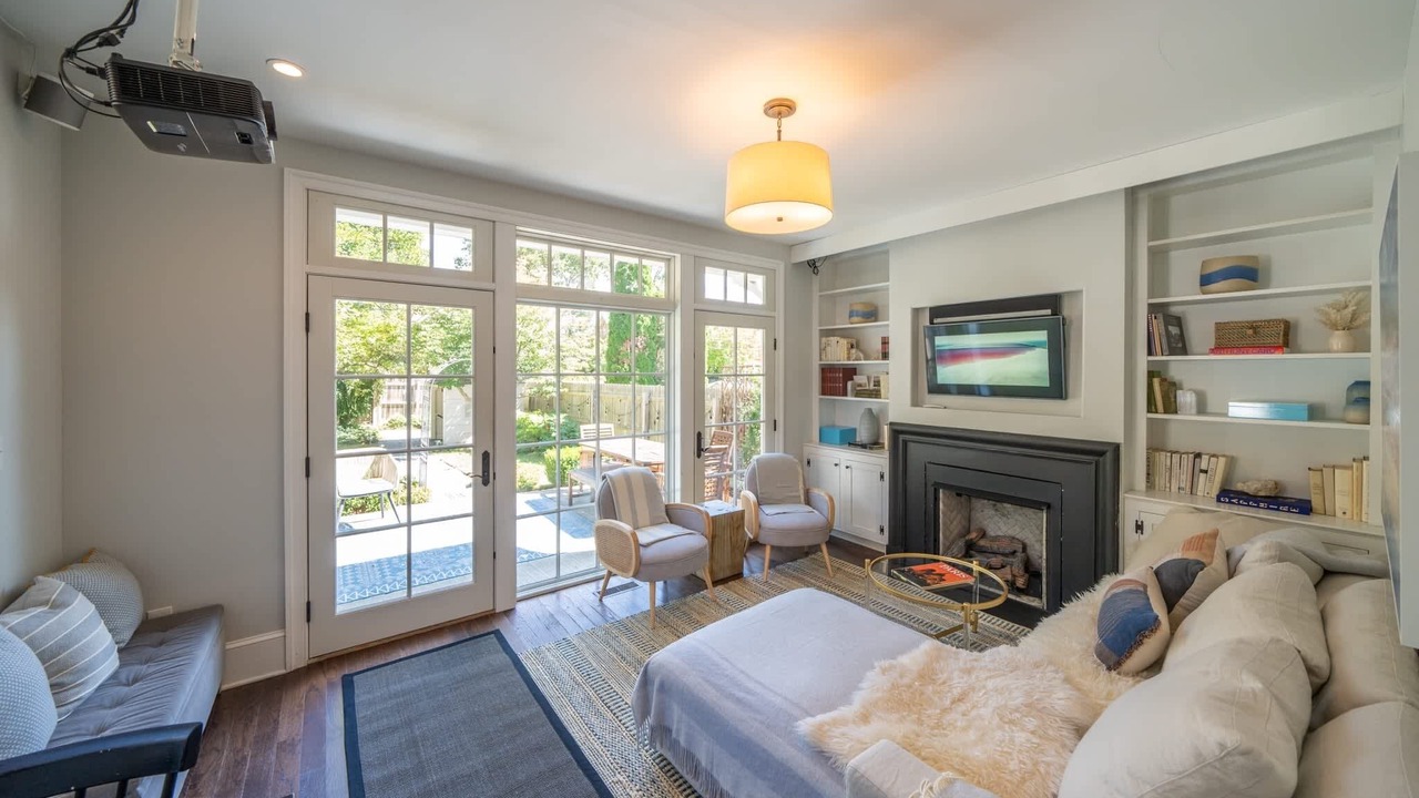 Photo of Livingroom in Kennett Square