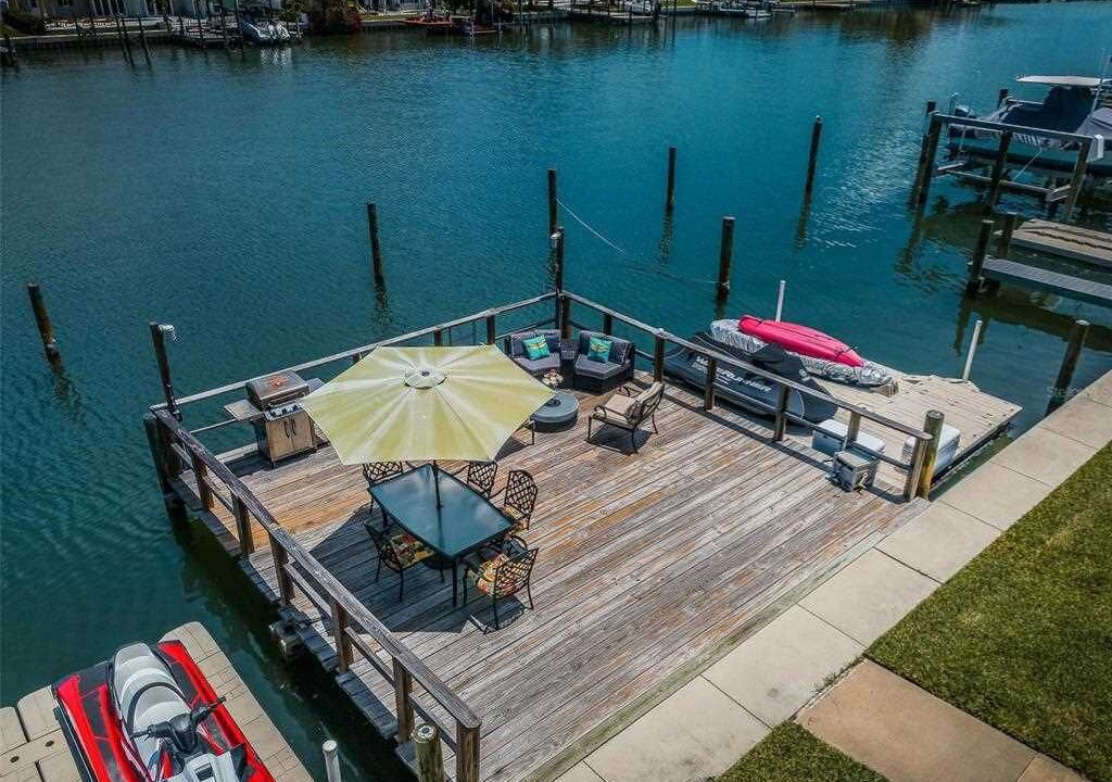 Photo of Outdoor in Island Estate