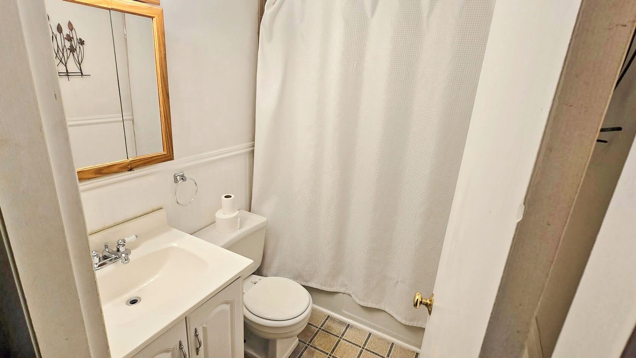 Photo of Bathroom in Birch Hill
