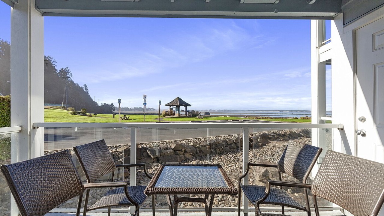 Photo of Others in Lincoln City