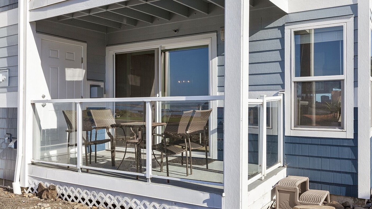 Photo of Patio Balcony in Lincoln City