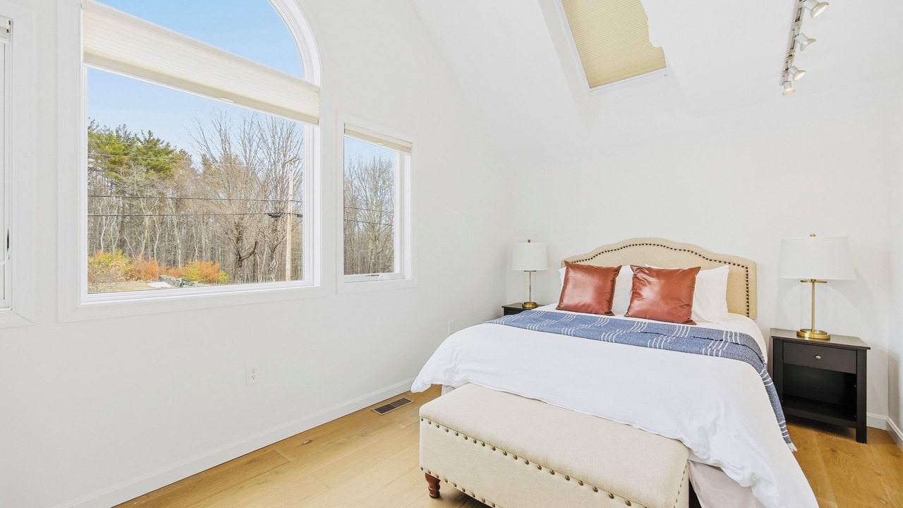 Photo of Bedroom in Meredith
