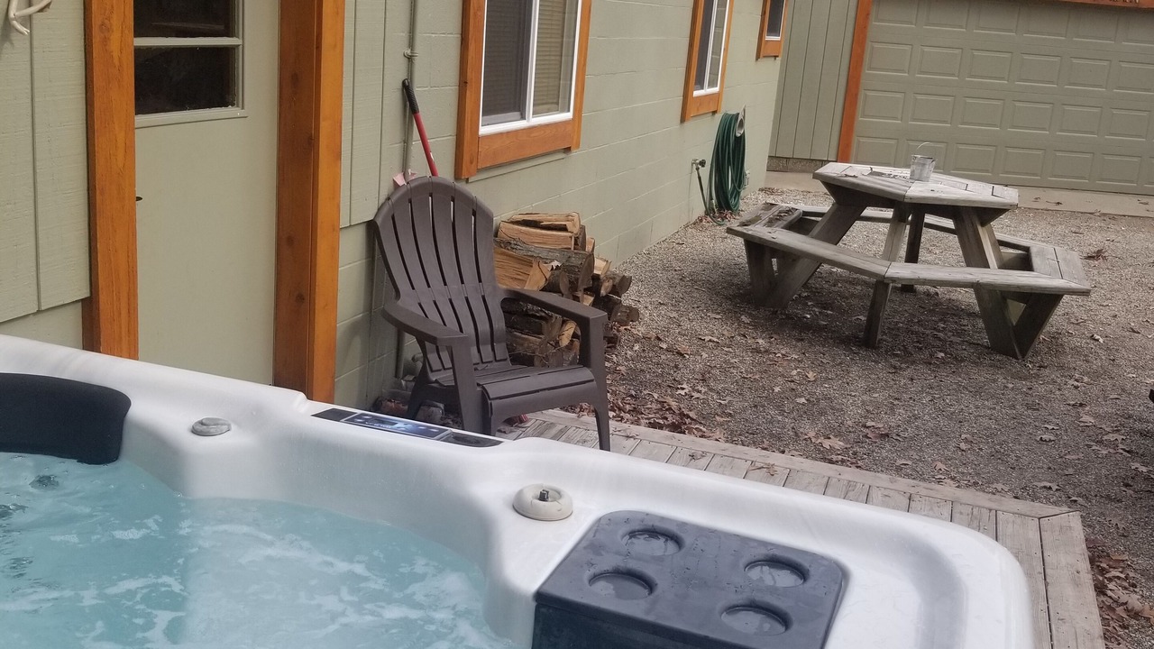 Photo of Patio Balcony in Mason County