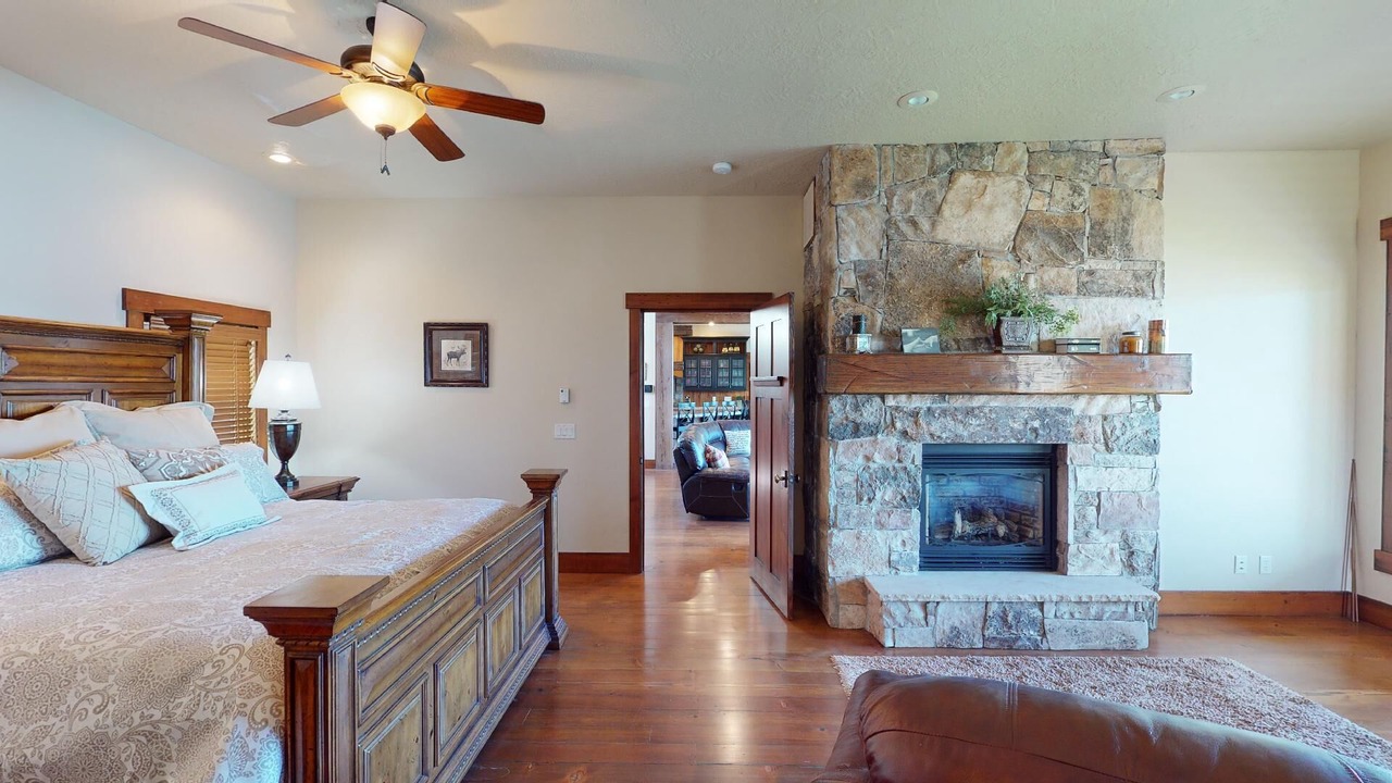 Photo of Bedroom in Island Park