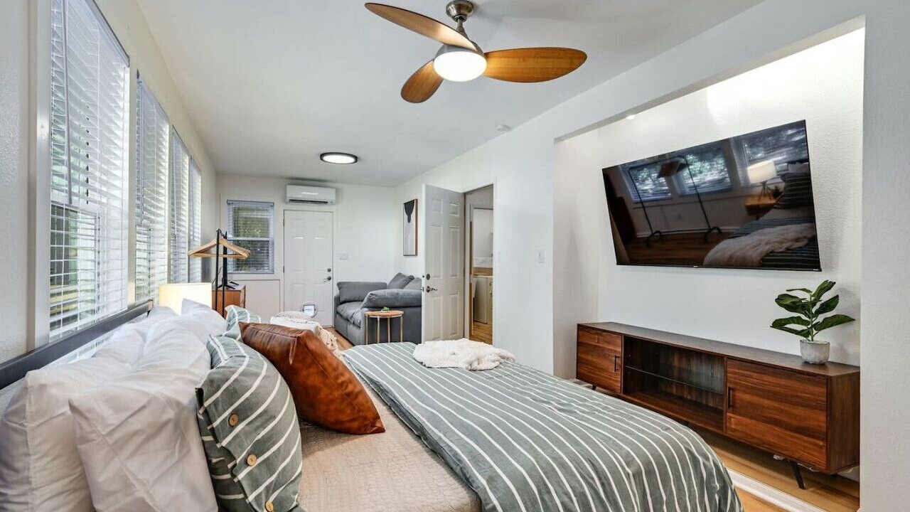 Photo of Bedroom in Yacht Harbor