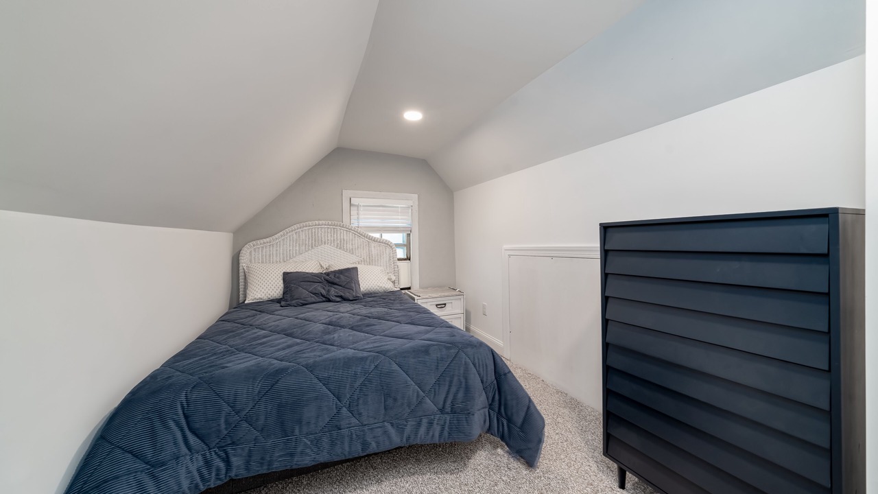 Photo of Bedroom in Cape May Court House