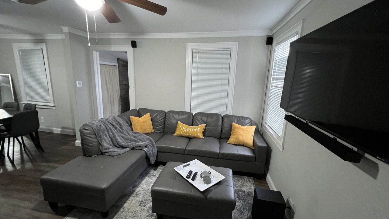Photo of Livingroom in New Fairfield