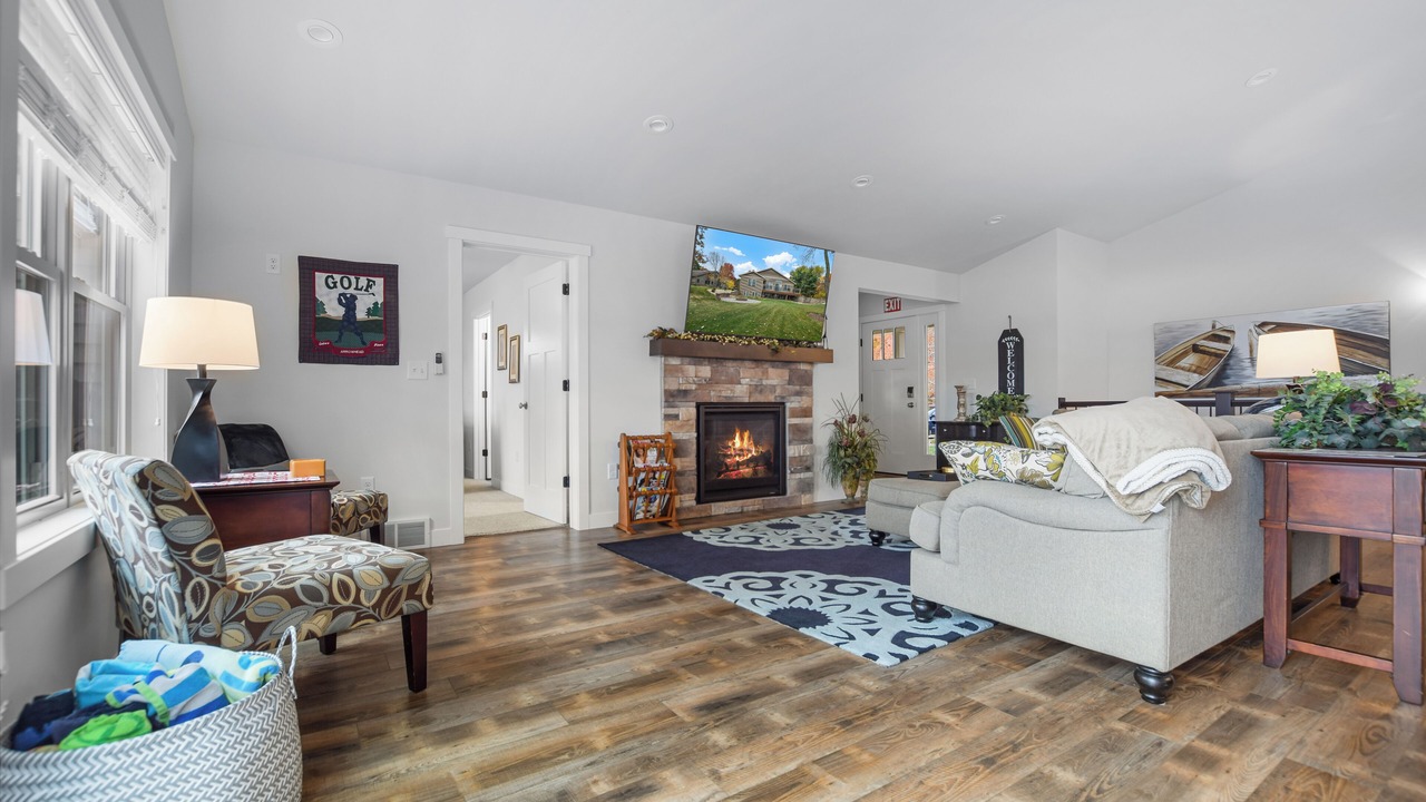 Photo of Livingroom in Nekoosa
