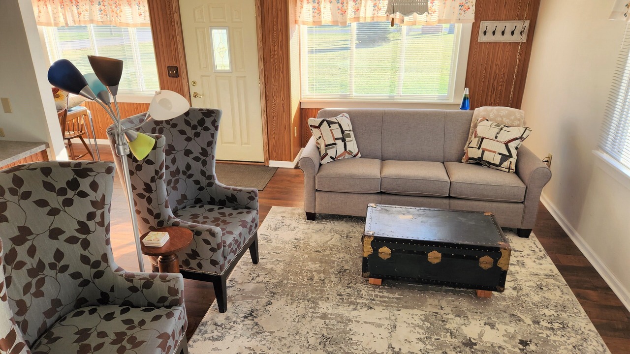 Photo of Livingroom in Essexville
