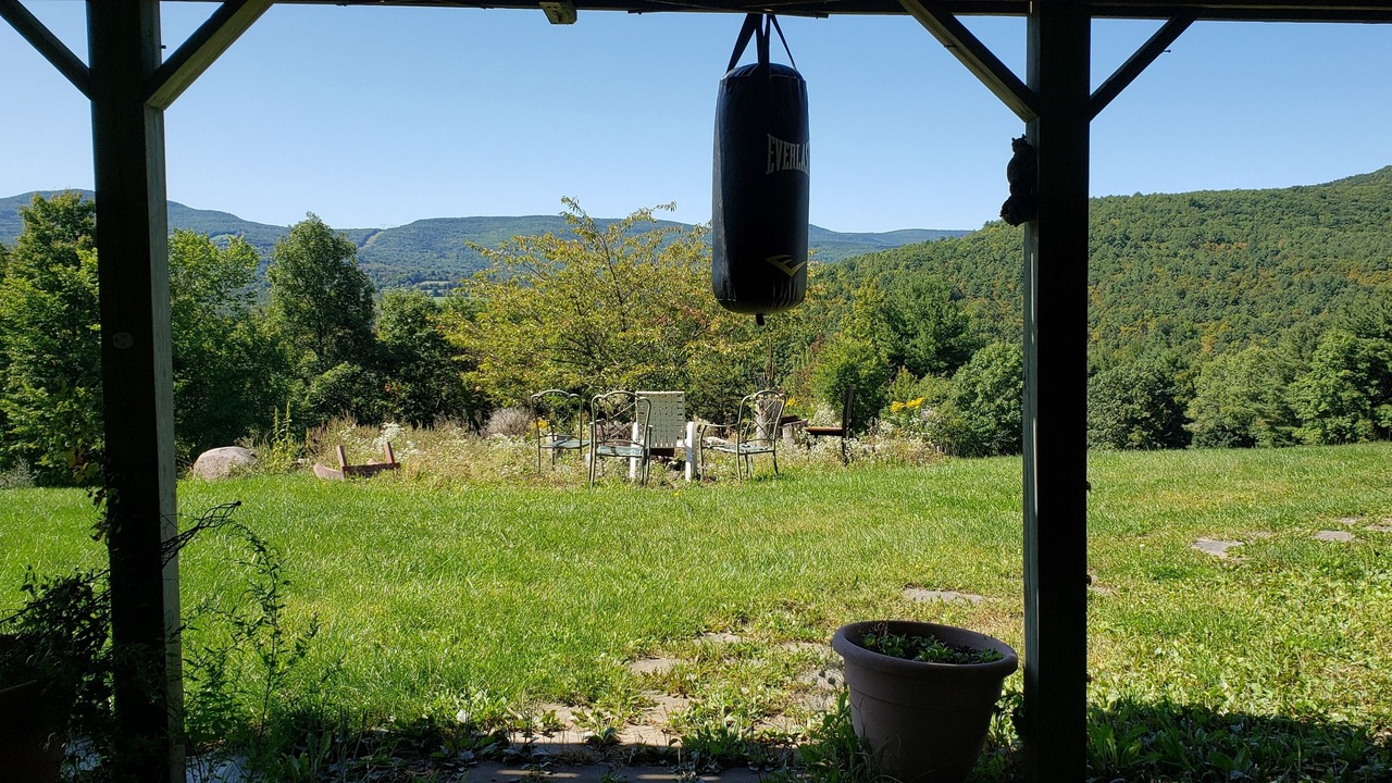 Photo of Outdoor in Oak Hill