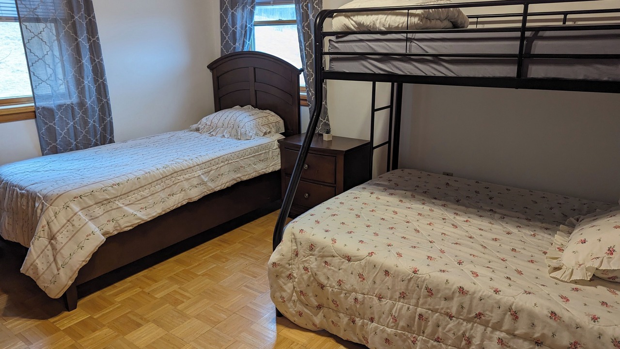 Photo of Bedroom in Oak Hill