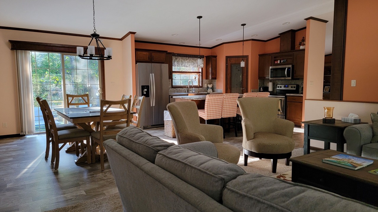 Photo of Livingroom in Nekoosa