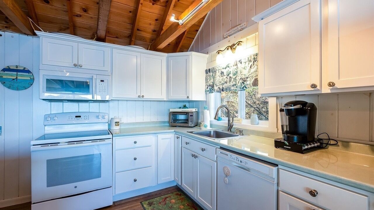 Photo of Kitchen in Sebascodegan Island