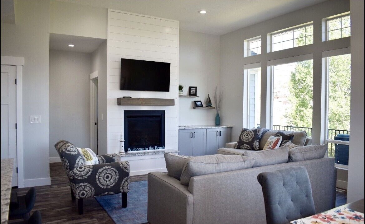 Photo of Livingroom in Sweetwater