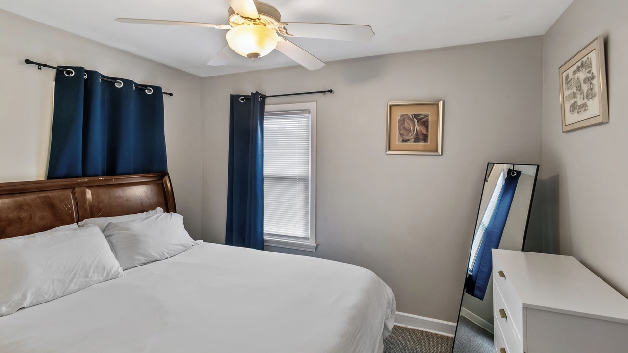 Photo of Bedroom in Libertyville