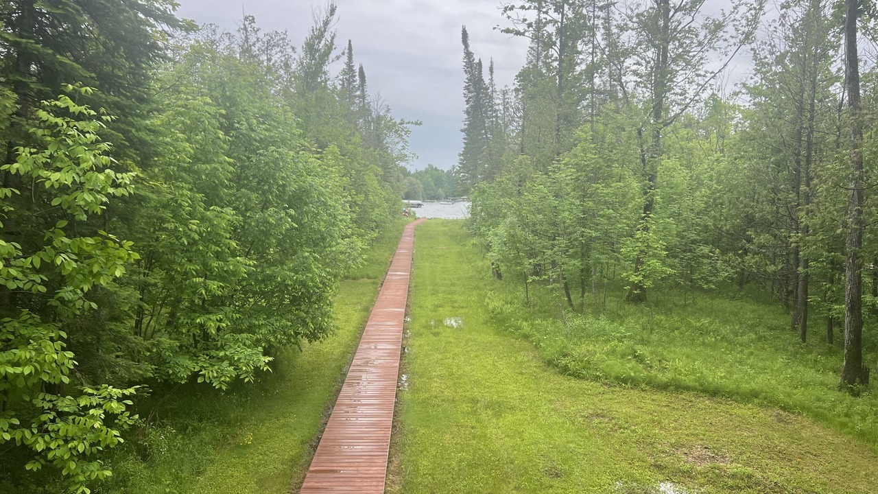 Photo of Others in Central Lake
