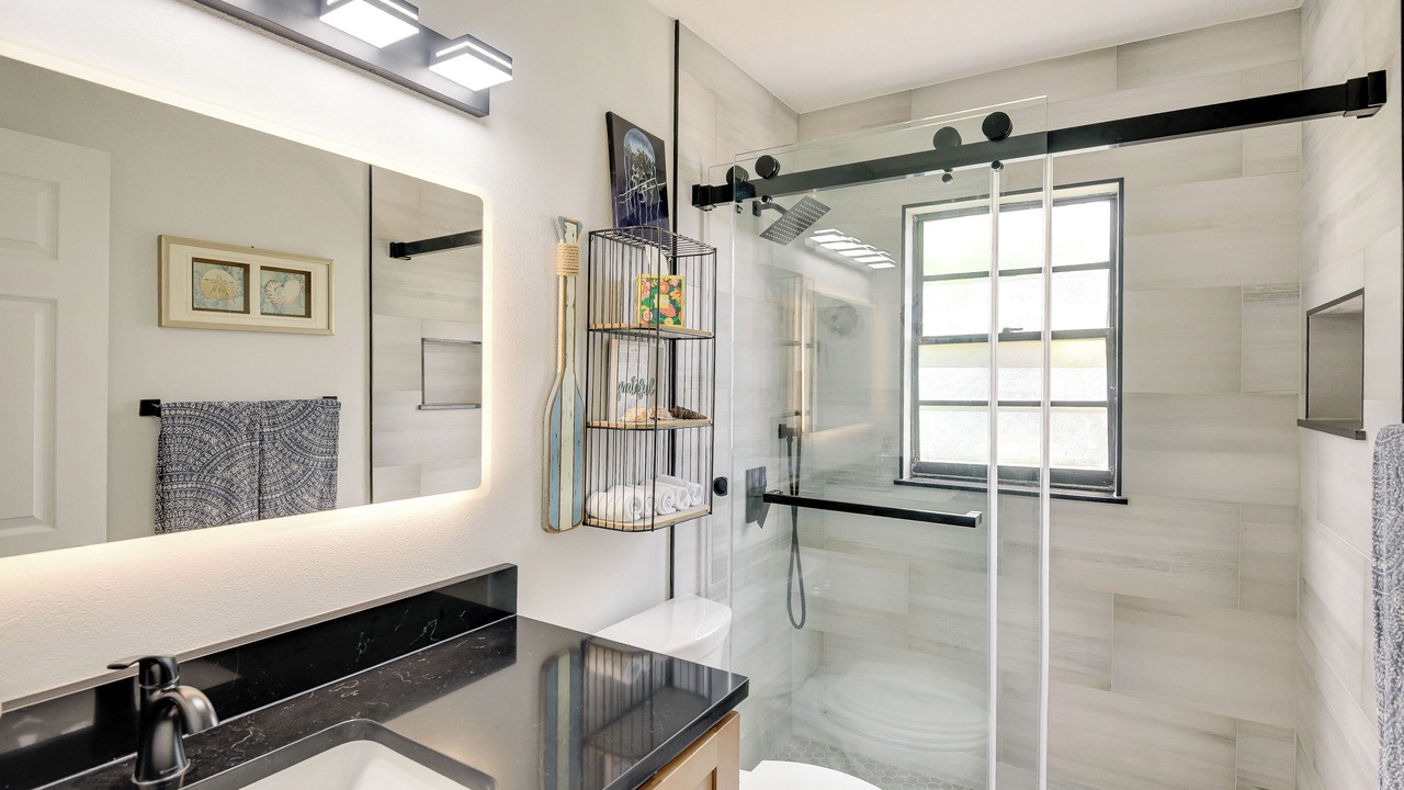 Photo of Bathroom in Florida Shores