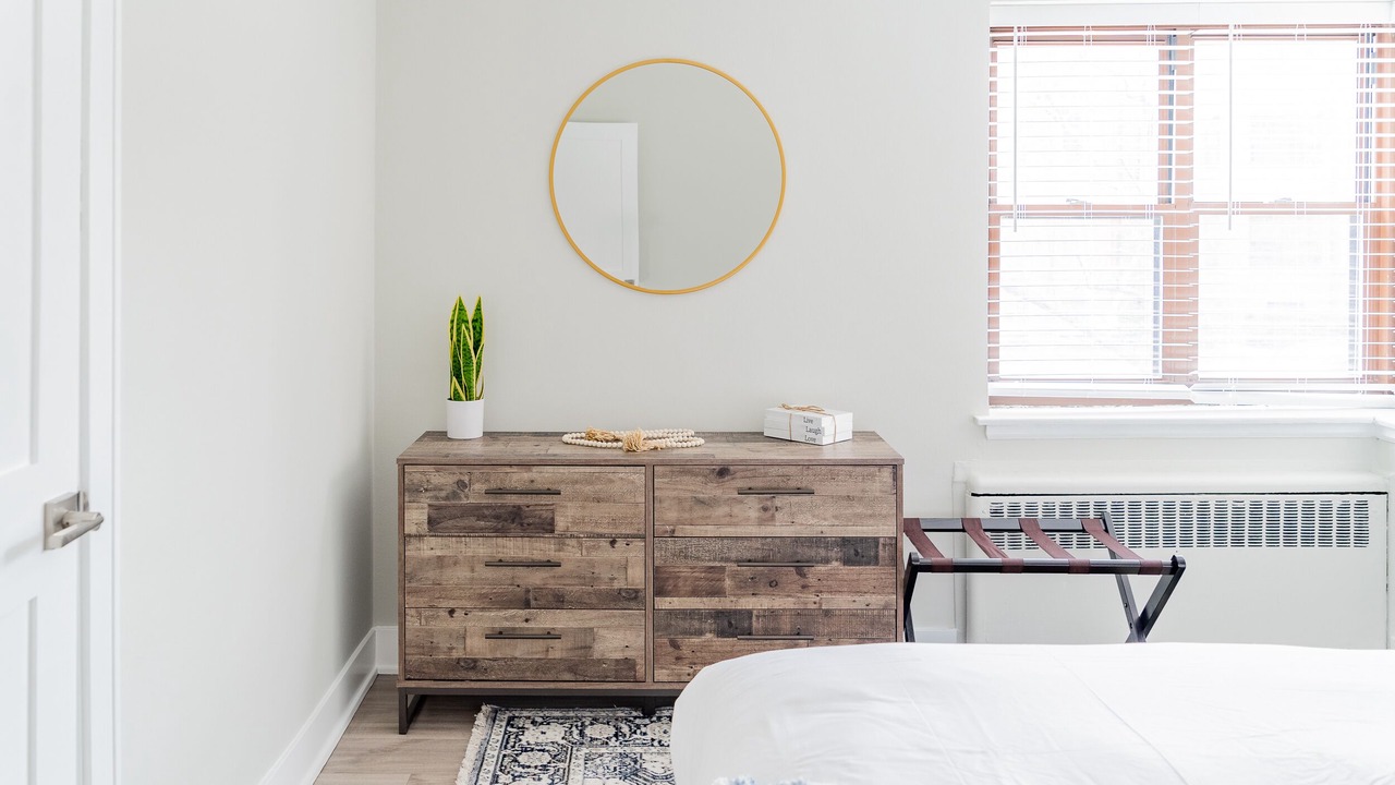 Photo of Bedroom in Evanston