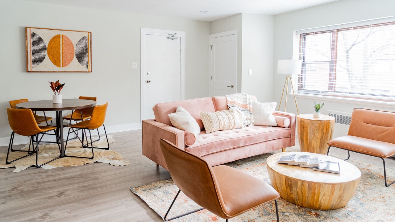 Photo of Livingroom in Evanston