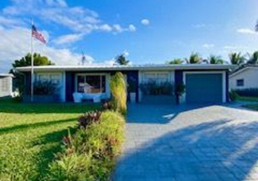 Photo of Outdoor in Lighthouse Point