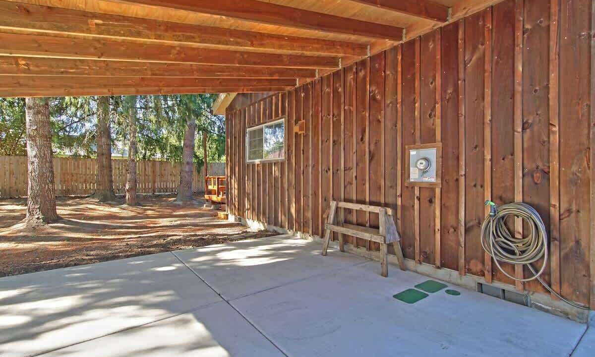 Photo of Patio Balcony in McMinnville