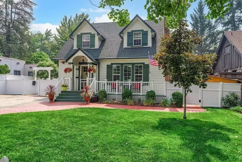 Photo of Outdoor in Medford