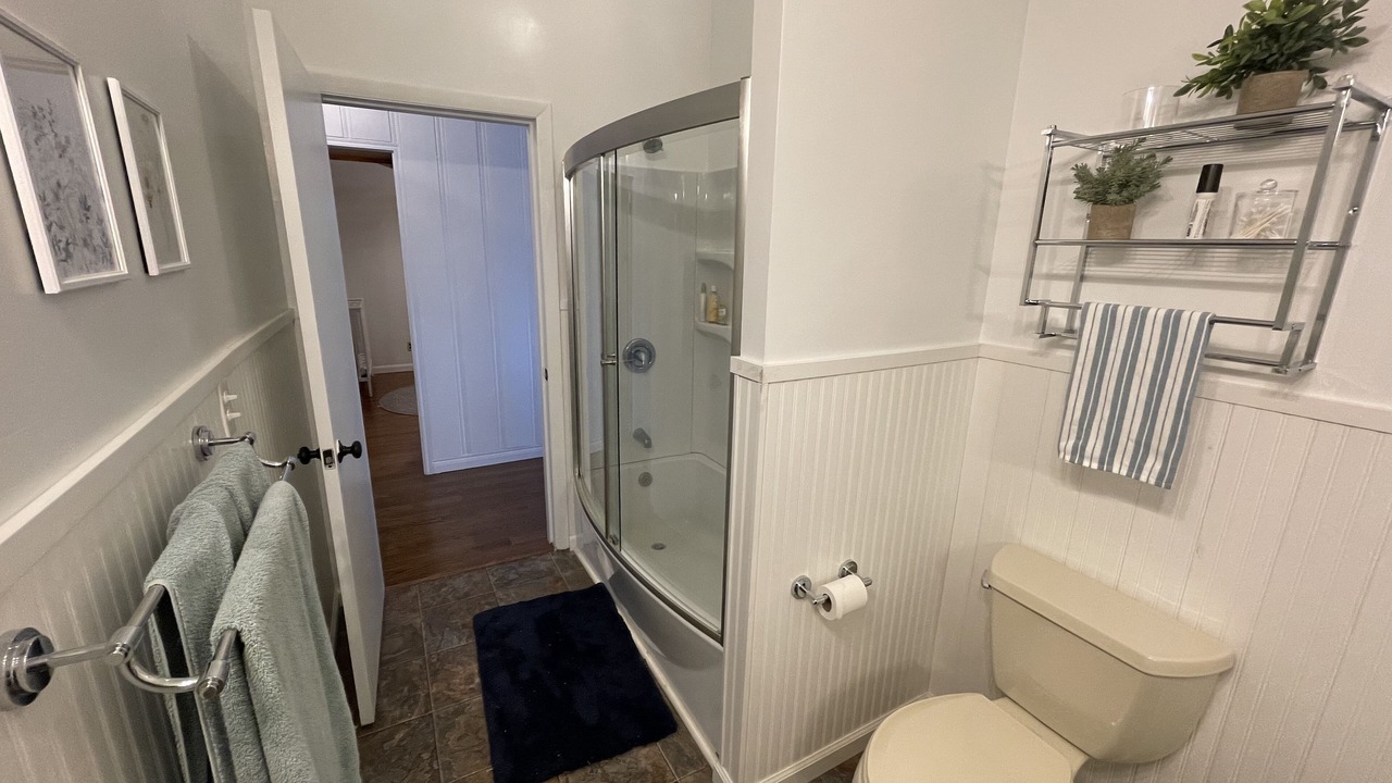 Photo of Bathroom in Rindge