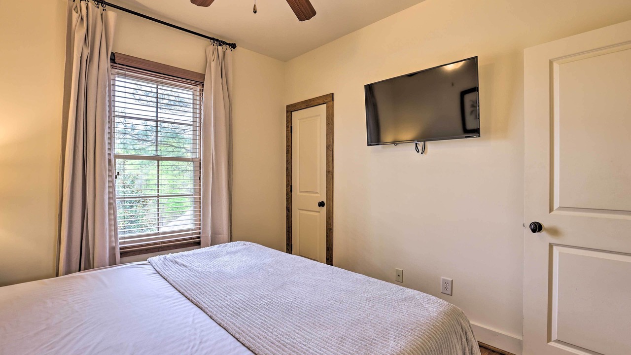 Photo of Bedroom in Dadeville