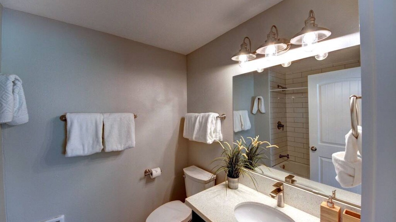 Photo of Bathroom in Arch Cape