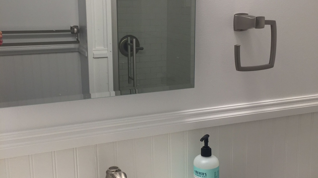 Photo of Bathroom in Levering