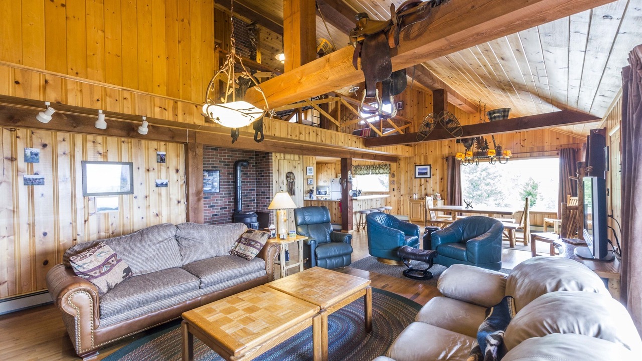 Photo of Livingroom in McAllister