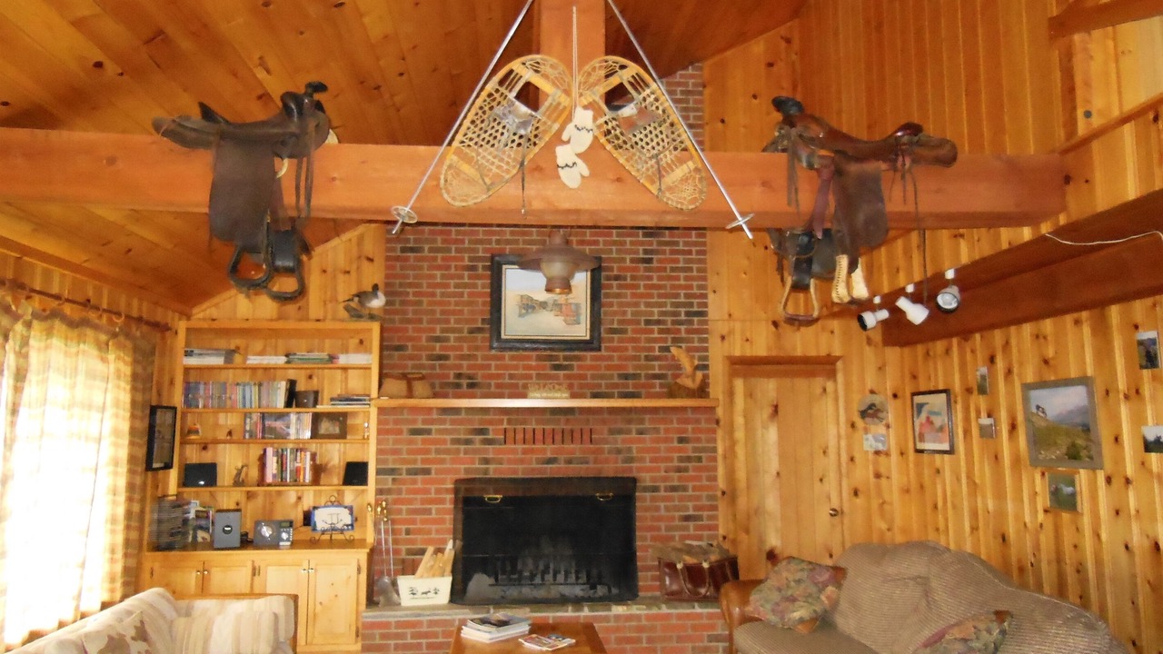 Photo of Livingroom in McAllister