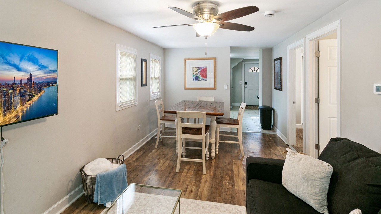 Photo of Livingroom in Libertyville