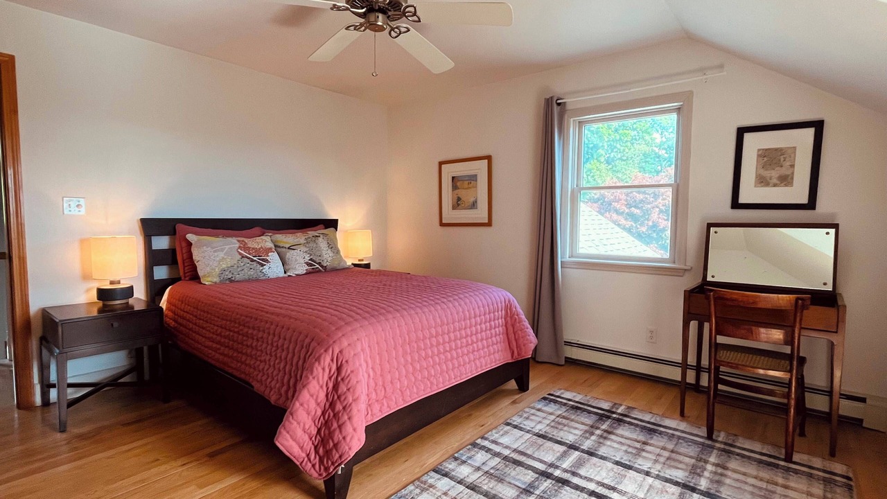 Photo of Bedroom in Clinton Corners