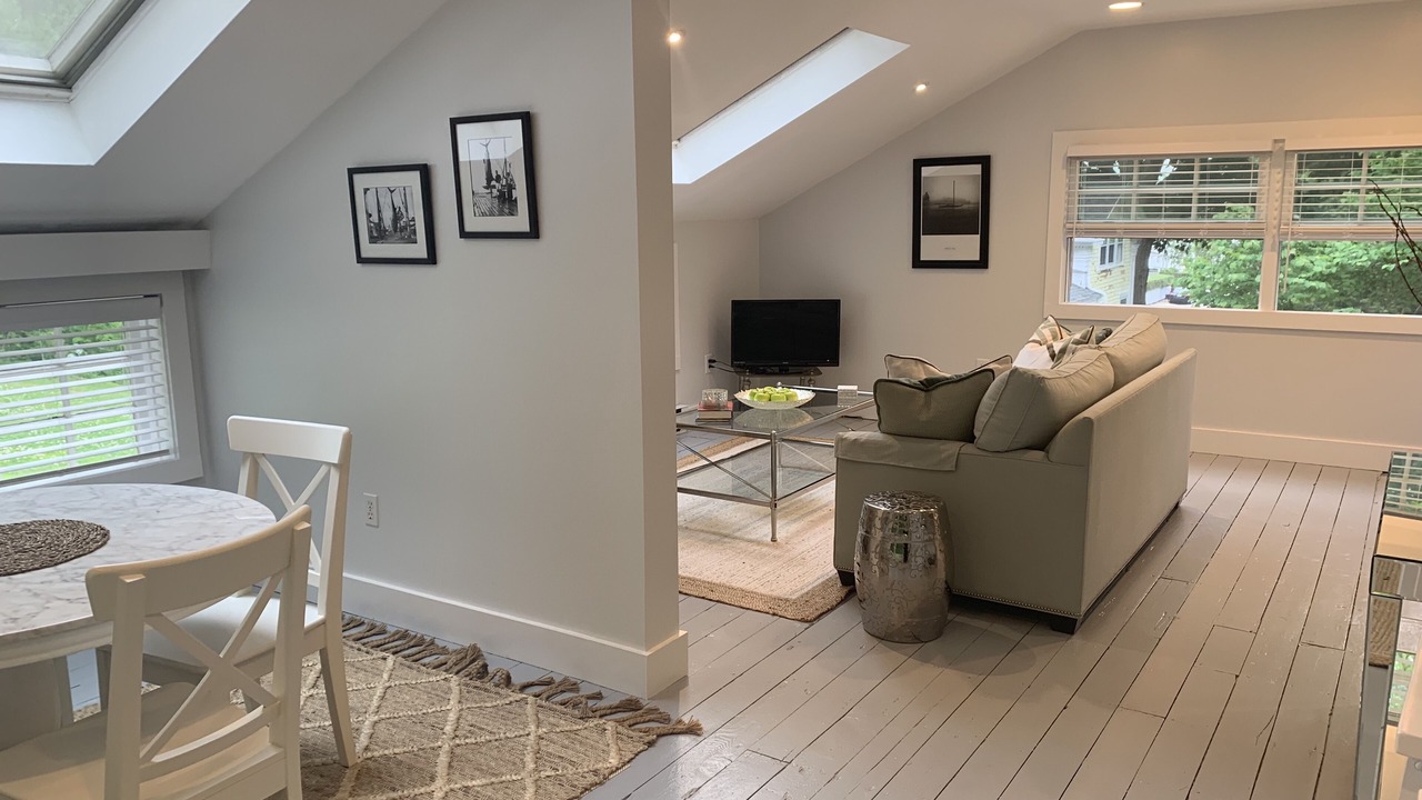 Photo of Livingroom in Mystic