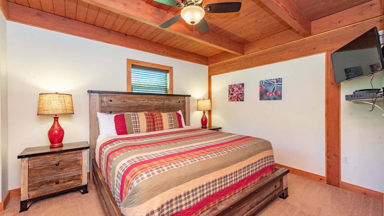 Photo of Bedroom in McHenry